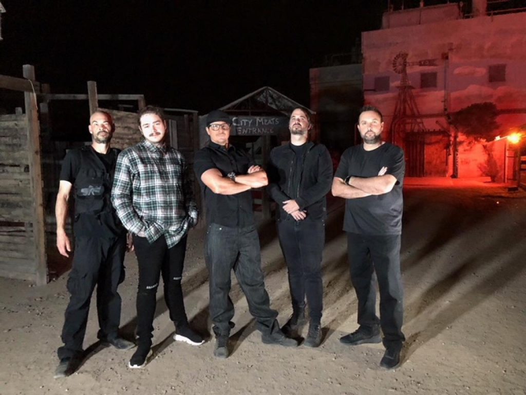 chasing spirits the building of the ghost adventures crew