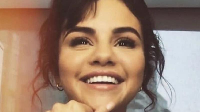 Selena Gomez S Social Media Silence Explained Star Working On Herself After Tough Year