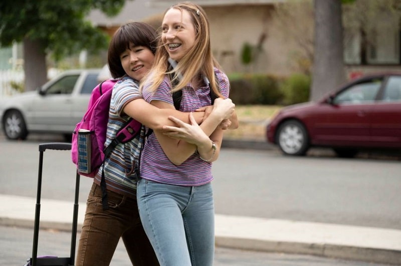 Pen15 Season 2 Release Date Trailers Cast Plot And Everything We Know About The Return Of