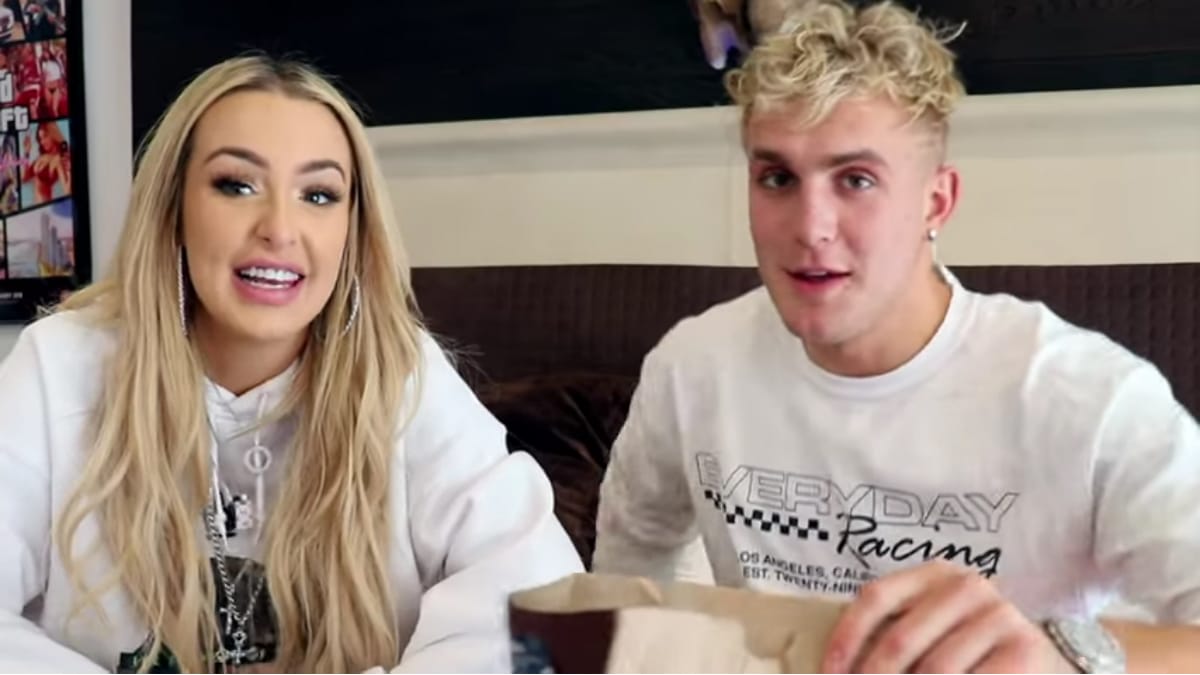 Youtubers Jake Paul And Tana Mongeau Engaged Tana Shows Off Ring But Is It Real