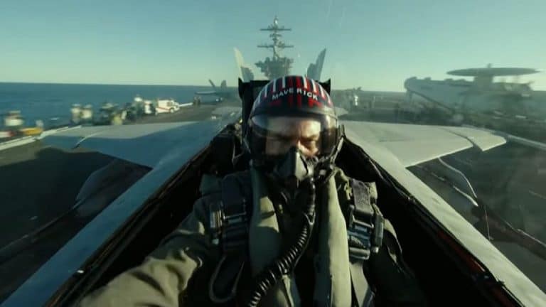 top-gun-2-did-tom-cruise-really-pilot-us-navy-fighters-jets-in-maverick