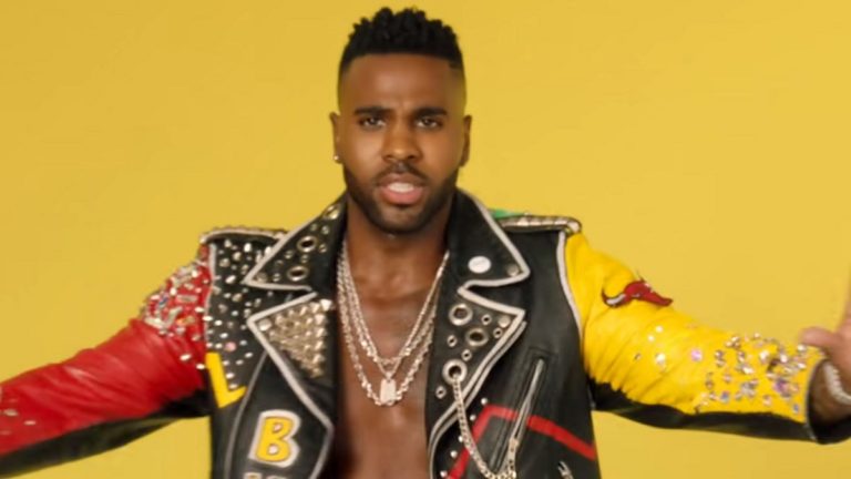 Jason Derulo Slams Instagram For Taking Down His Steamy Underwear Photo From Bali 9536