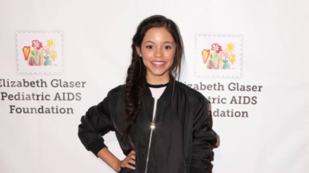 Who Plays Ellie In You Season 2 Actress Jenna Ortega Plays Joe 8091