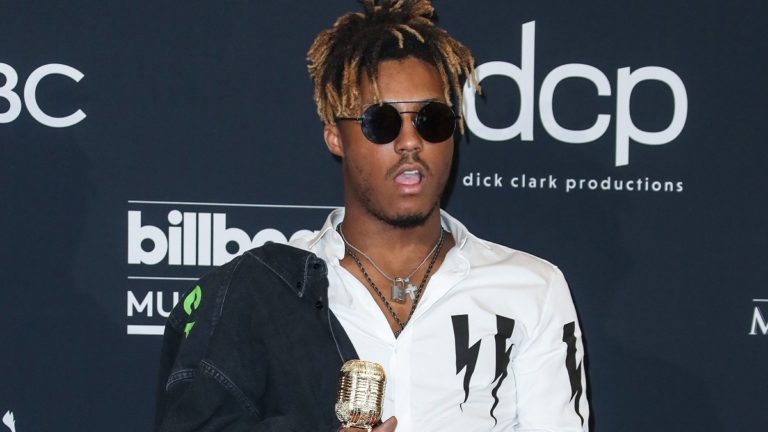 Juice WRLD had thousands of unreleased songs and his team is ...