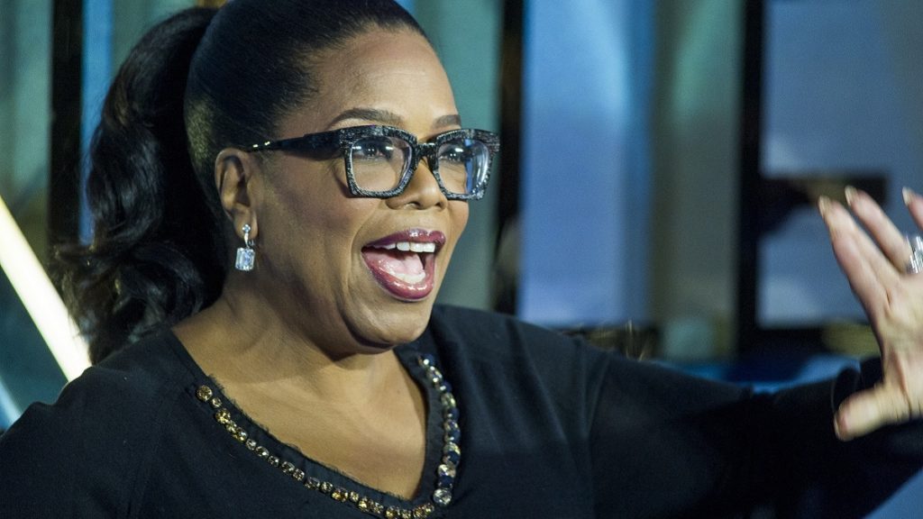 Oprah Winfrey takes a fall on stage while giving a speech about ...