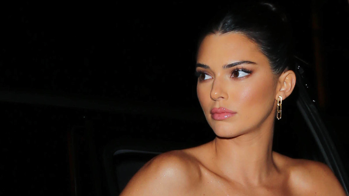 Kendall Jenner hits back after being told to 'stay home' during ...