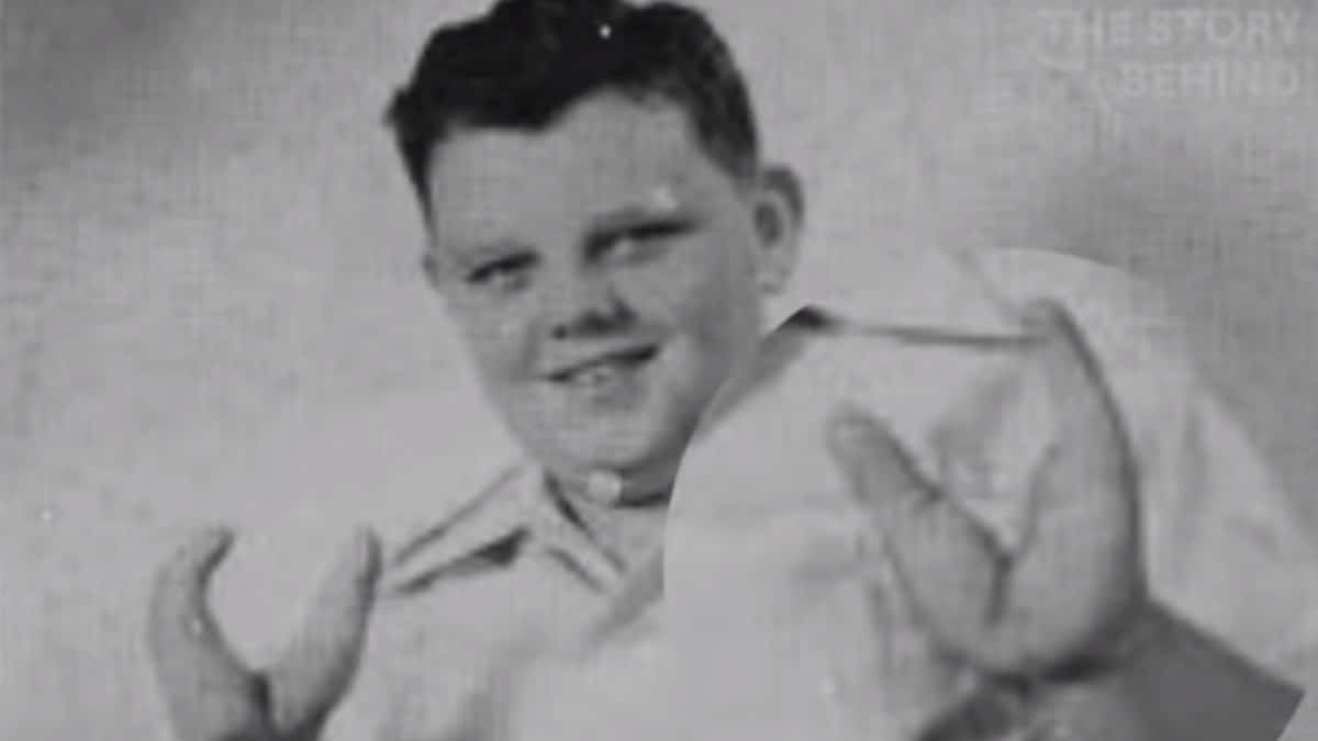 Murder of Grady Stiles aka Lobster Boy is investigated by Killer