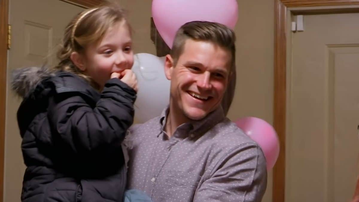 Cole DeBoer and Aubree get ready for the father daughter dance on Teen Mom 2