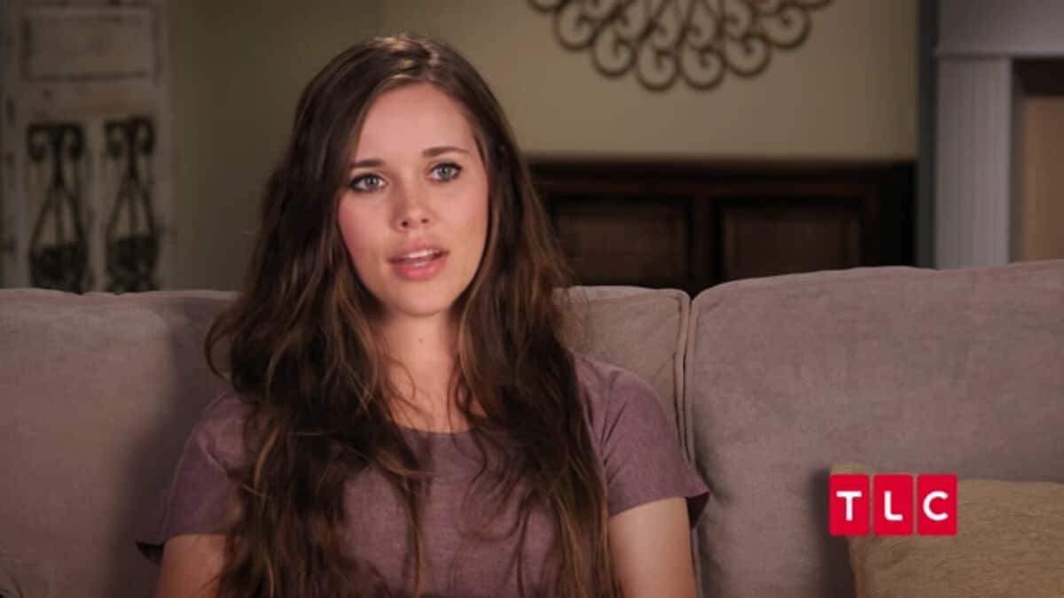 Jessa Duggar Why Is The Counting On Star Quiet On Social Media 