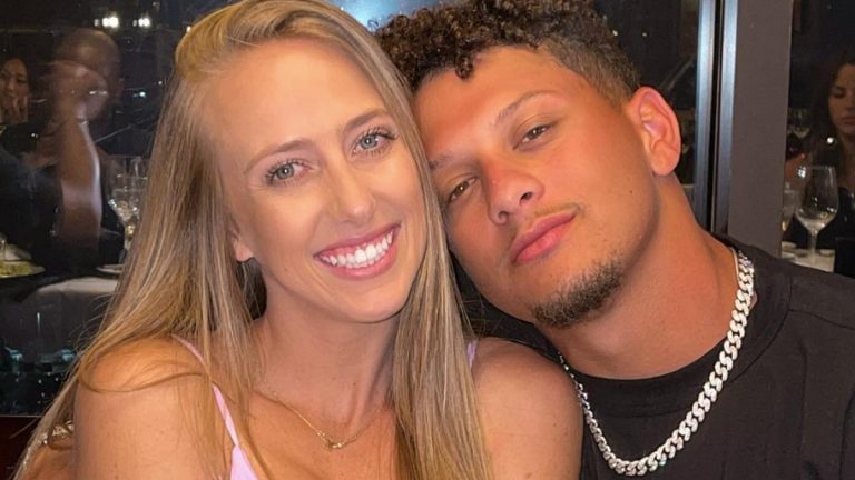 Patrick Mahomes' Wife Brittany Shows Off Baby Bump After Announcing ...