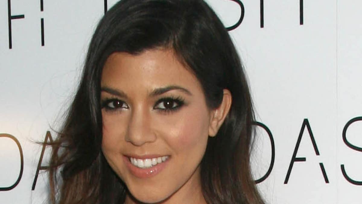 Kourtney Kardashian In Neon Green Bikini Shares Sunday Love Tanvir