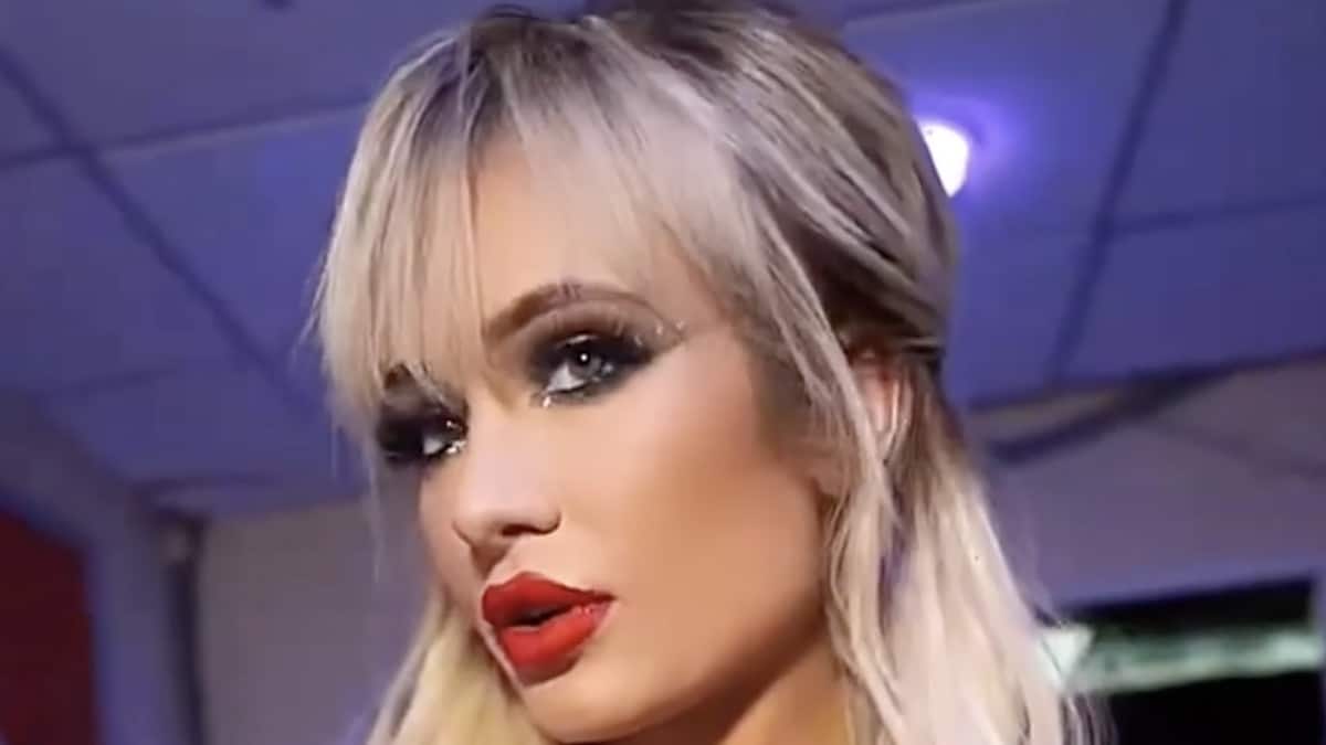 WWE’s Scarlett Bordeaux wows in sparkling bodysuit from Clash at the Castle