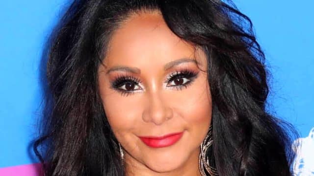 Jersey Shore star Nicole 'Snooki' Polizzi responds to body-shamers who ...