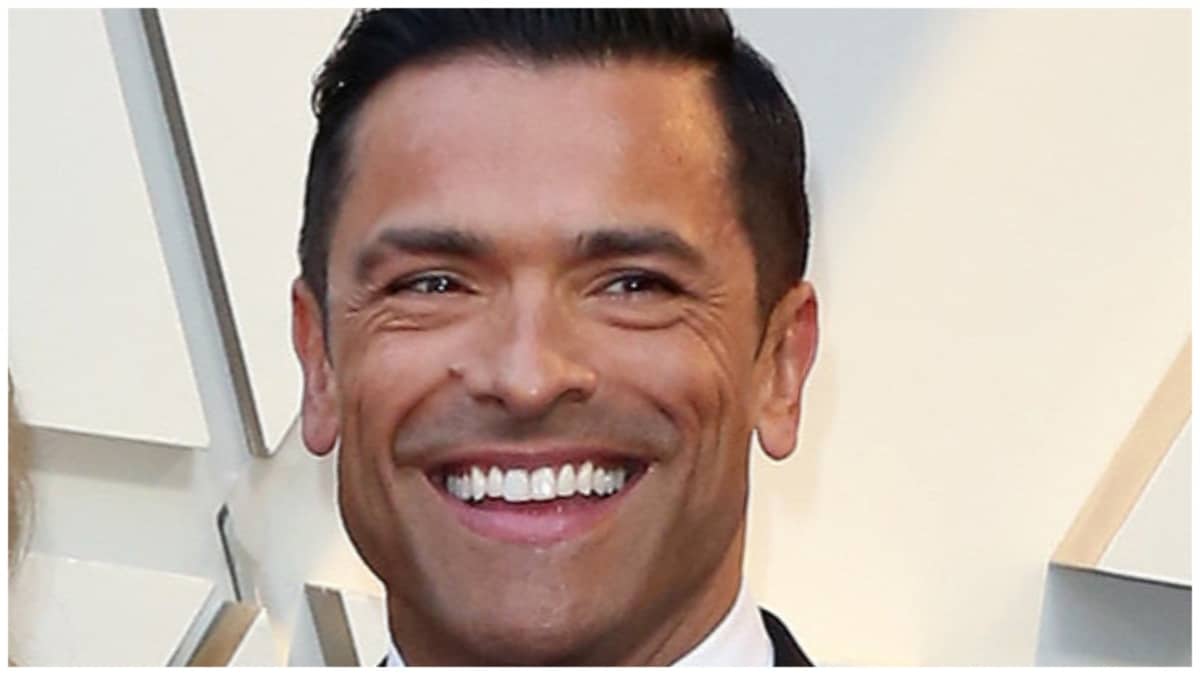 Mark Consuelos at an event
