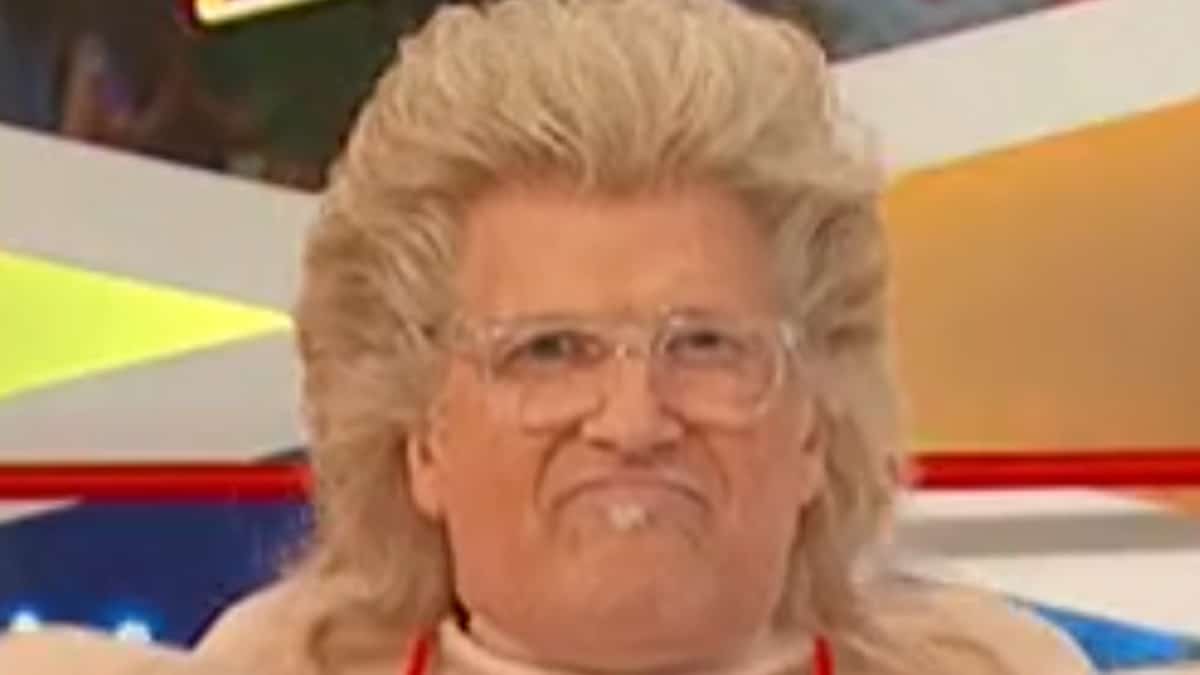 drew carey face shot in halloween costume from the price is right episode