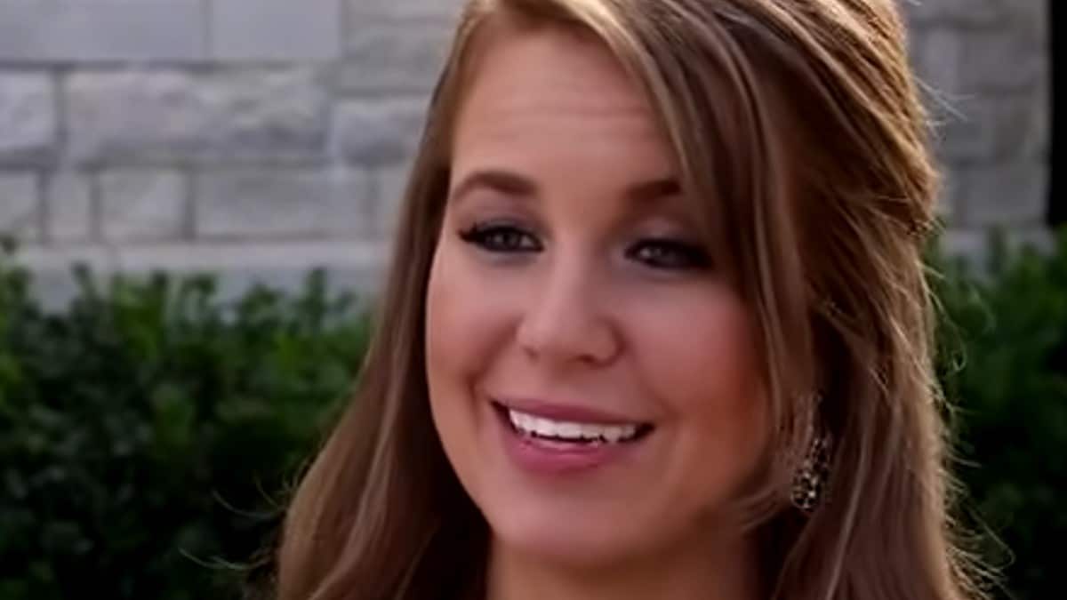 Jana Duggar in a Counting On confessional