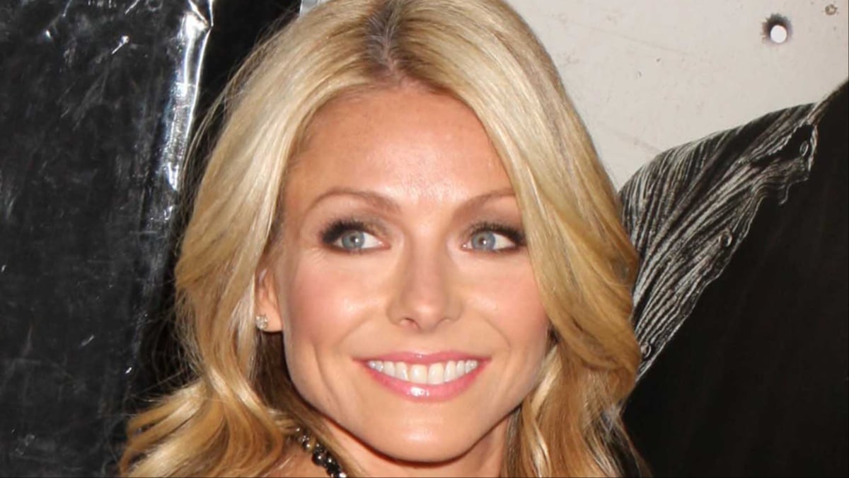 Kelly Ripa at a random event