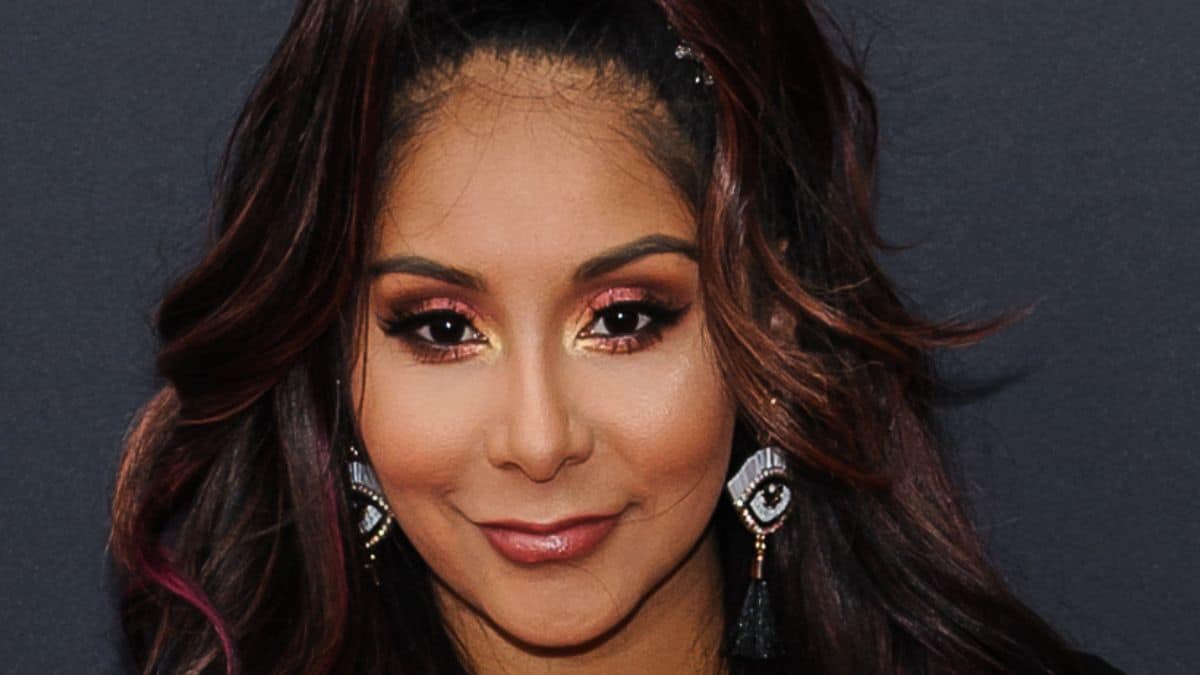 Nicole "Snooki" Polizzi on the red carpet