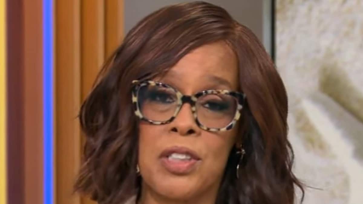 cbs mornings host gayle king face shot from 2024