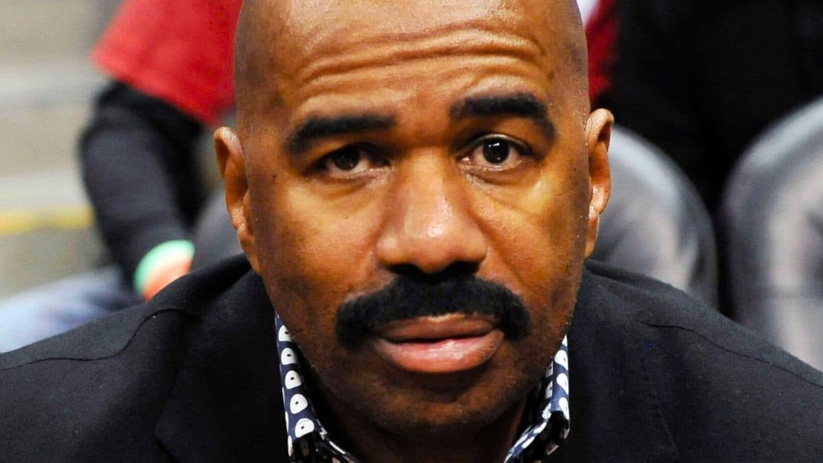 steve harvey attends the Miami Heat vs. Atlanta Hawks at Philips Arena