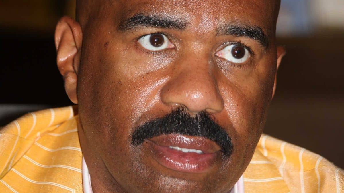 steve harvey at Barnes & Noble