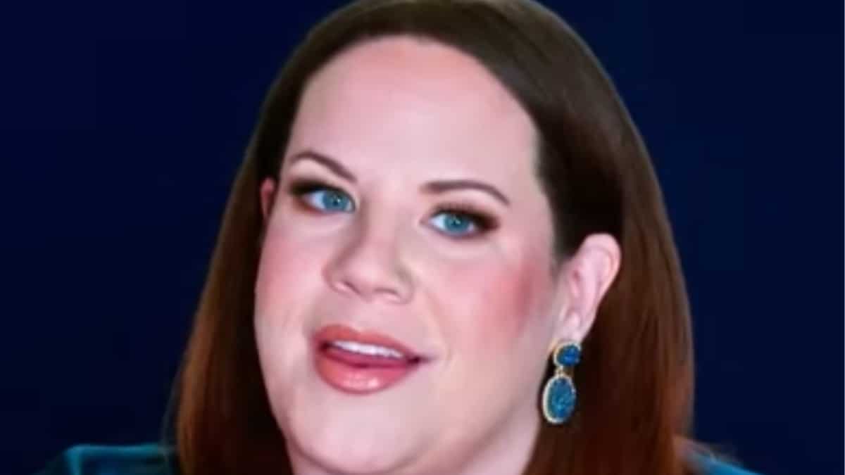 Whitney Way Thore up close