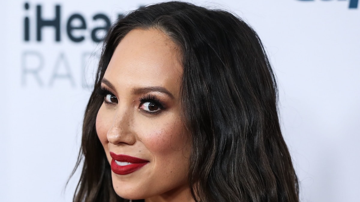 cheryl burke face shot from iHeartRadio 102.7 KIIS FM's Jingle Ball 2021