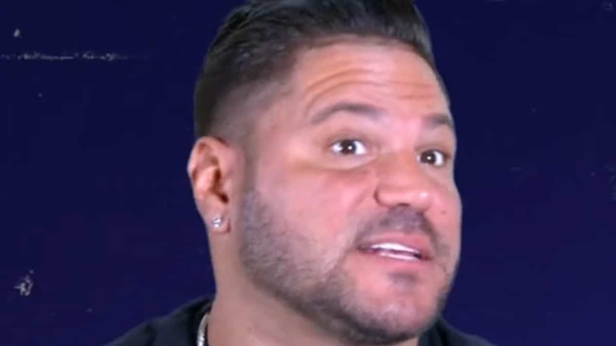 ronnie ortiz magro face shot from jersey shore family vacation on mtv