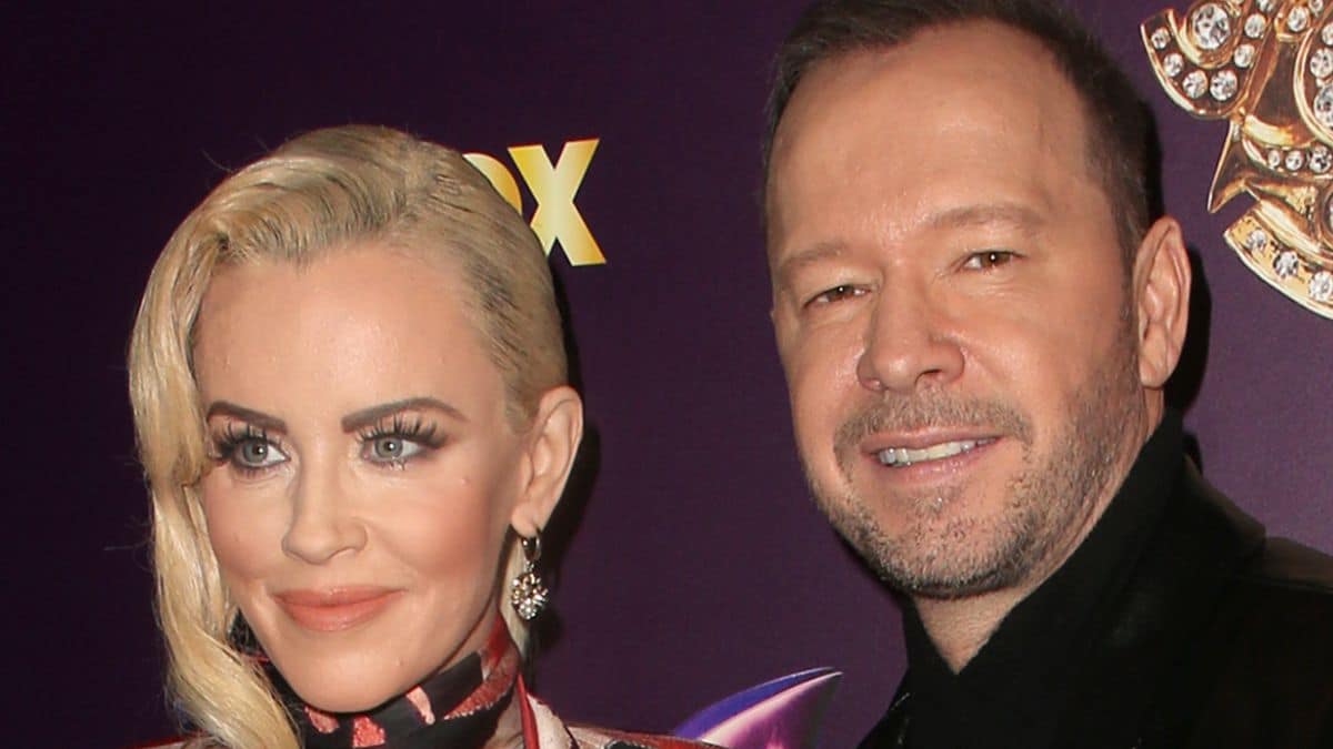 Donnie Wahlberg and Jenny McCarthy on the red-carpet