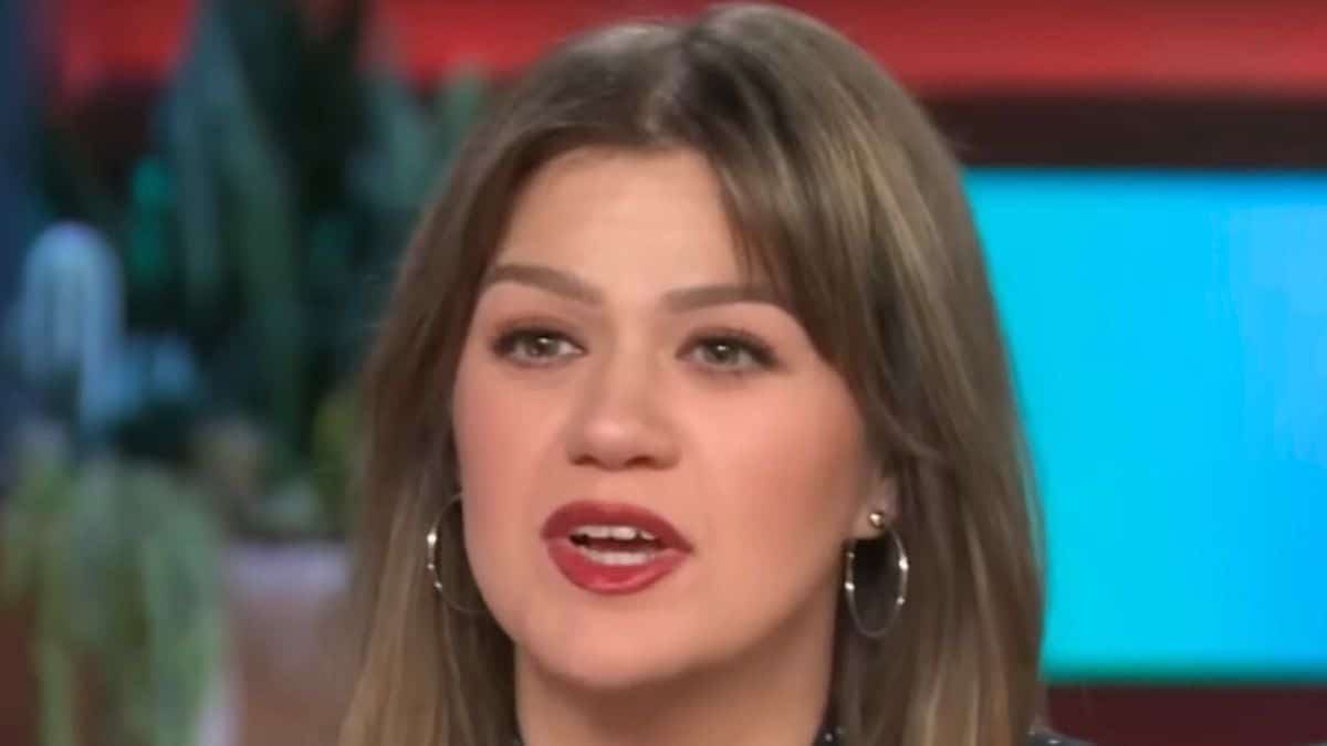 Kelly Clarkson on The Kelly Clarkson Show