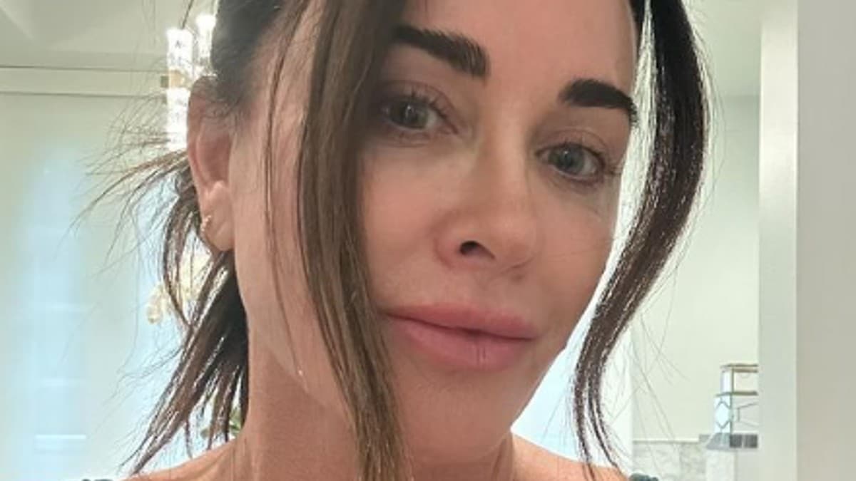 Kyle Richards makeup-free selfie