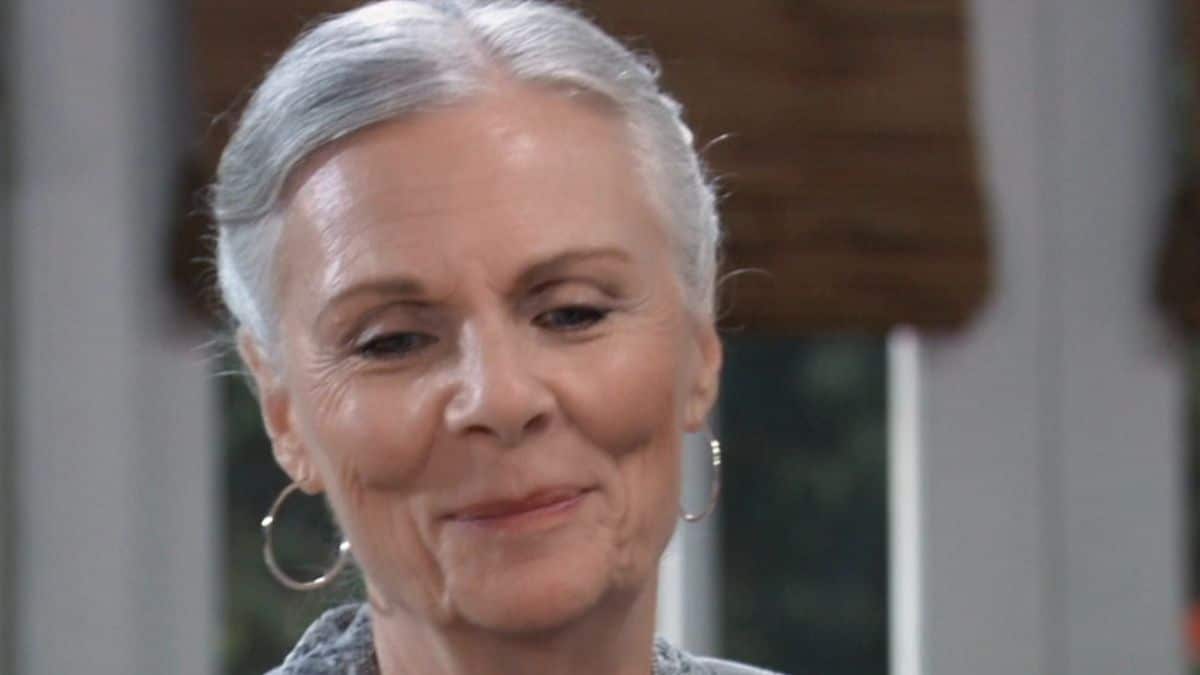 Jane Elliot as Tracy on GH