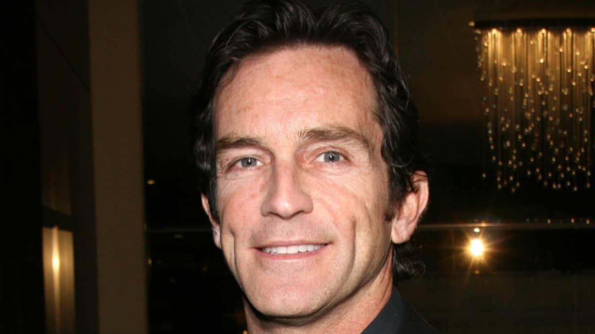 Jeff Probst Survivor Host 48