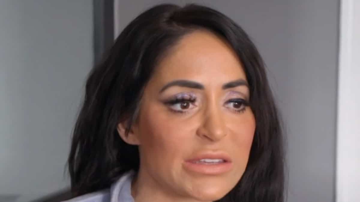 angelina pivarnick face shot from jersey shore family vacation