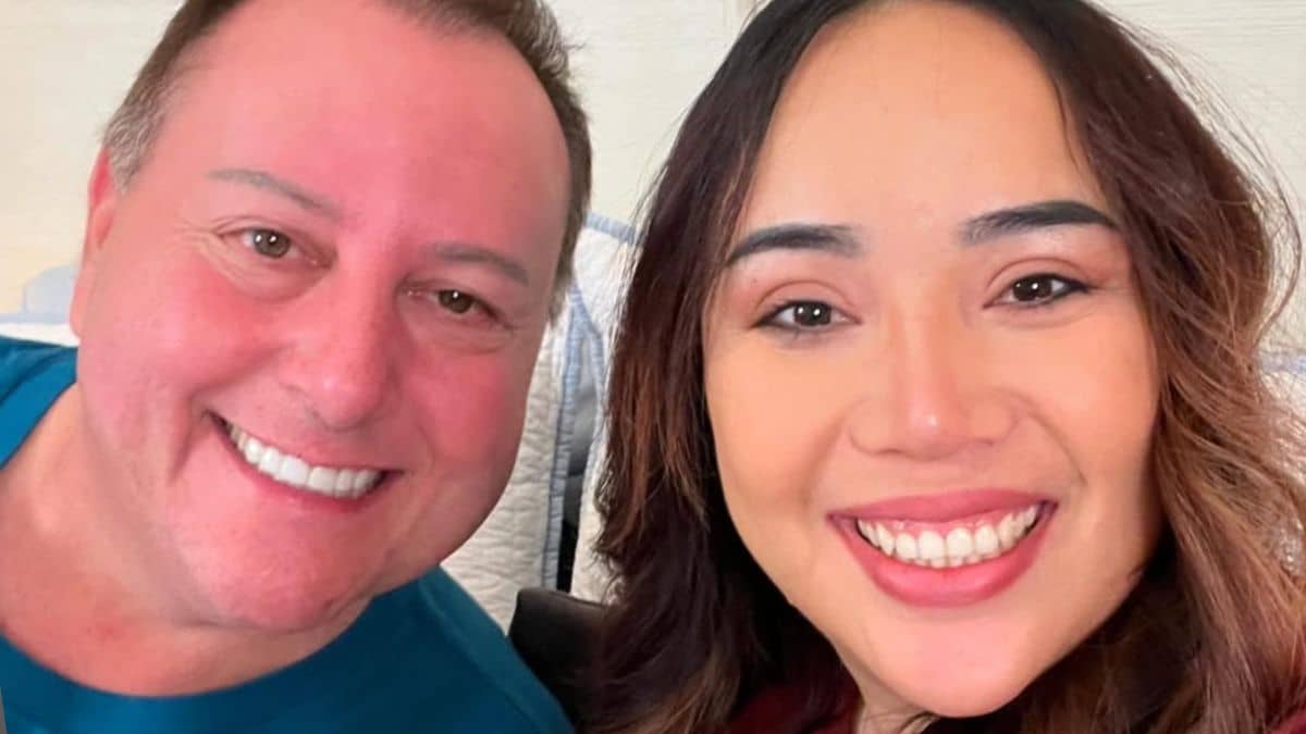 90 Day Fiance couple David Toborowsky and Annie Suwan Instagram selfie