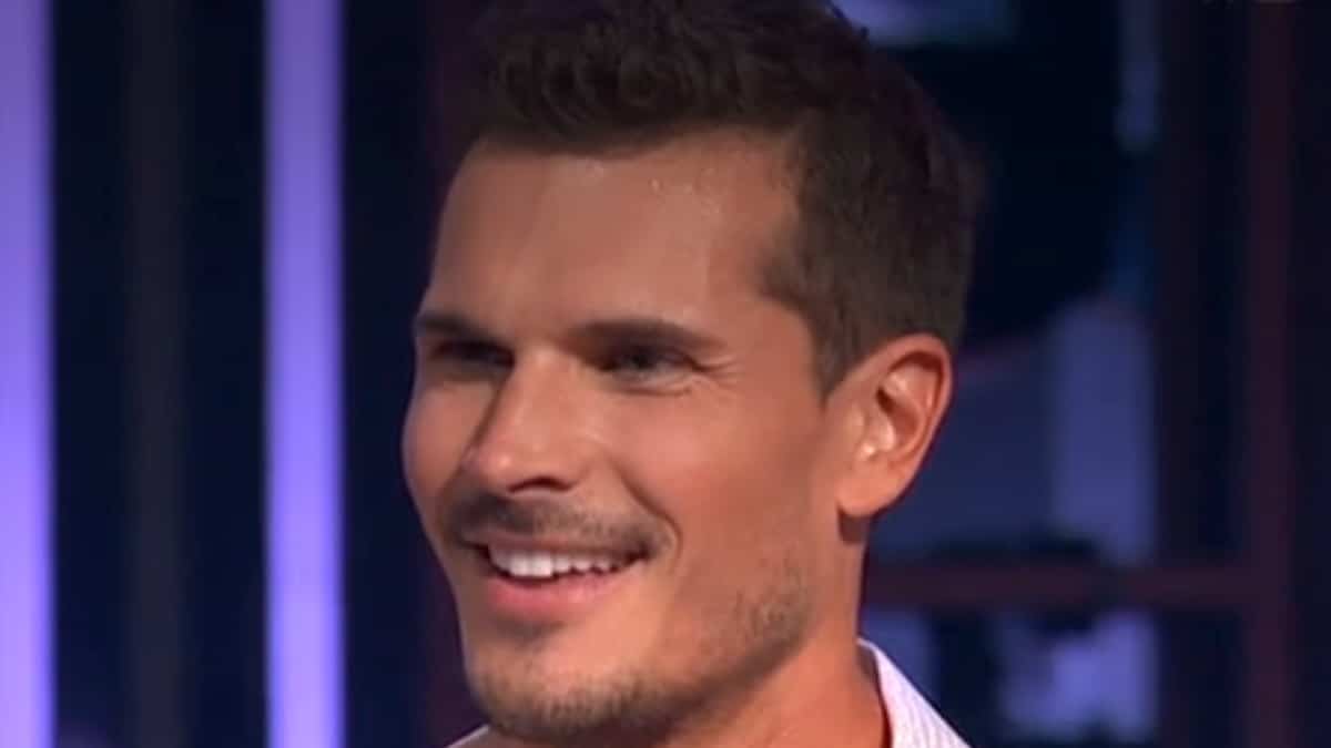 gleb savchenko face shot during dwts 33 dedication night