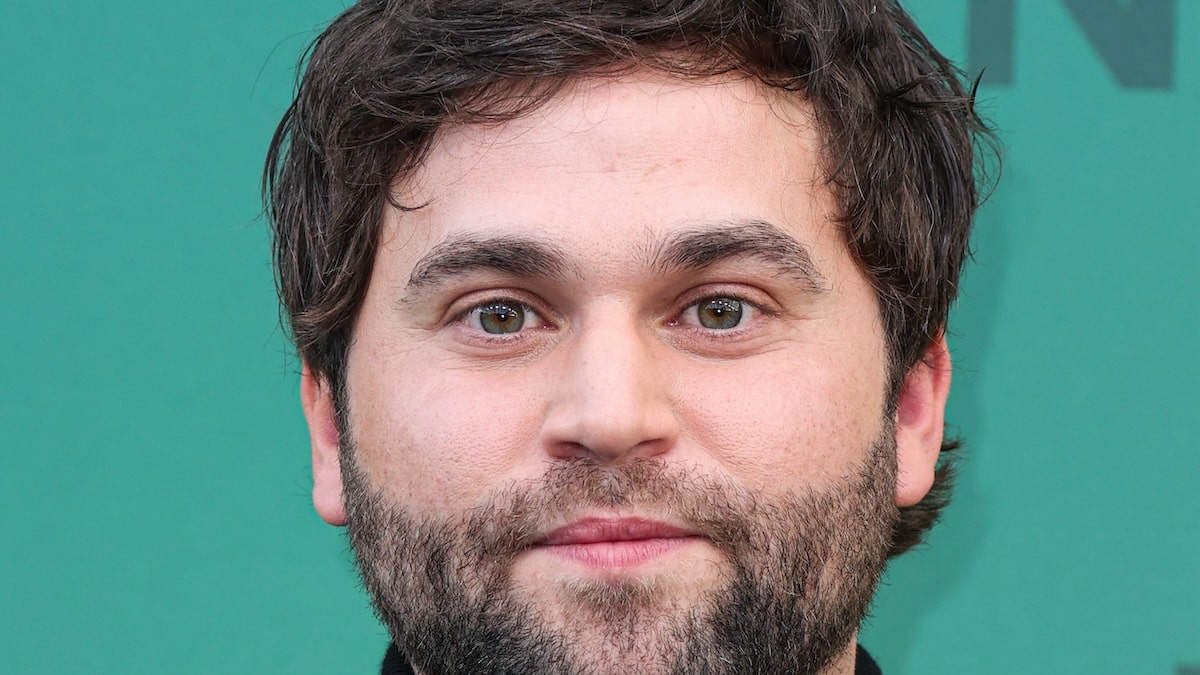 jake borelli at 49th Annual People's Choice Awards 2024