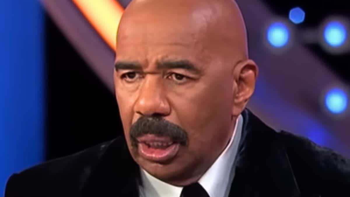 steve harvey records family feud in a youtube video