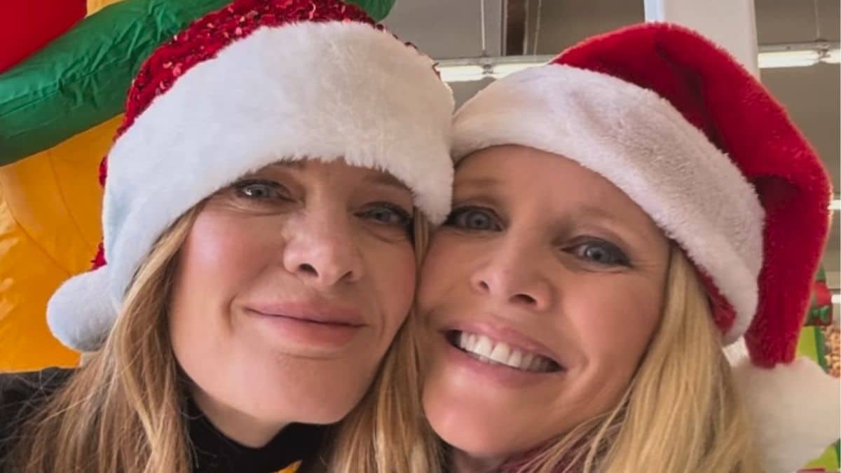 Michelle Stafford and Lauralee Bell selfie