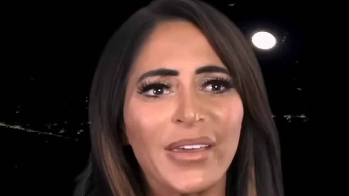 angelina pivarnick face shot from jersey shore family vacation