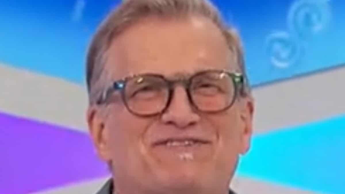 the price is right host drew carey face shot from cbs