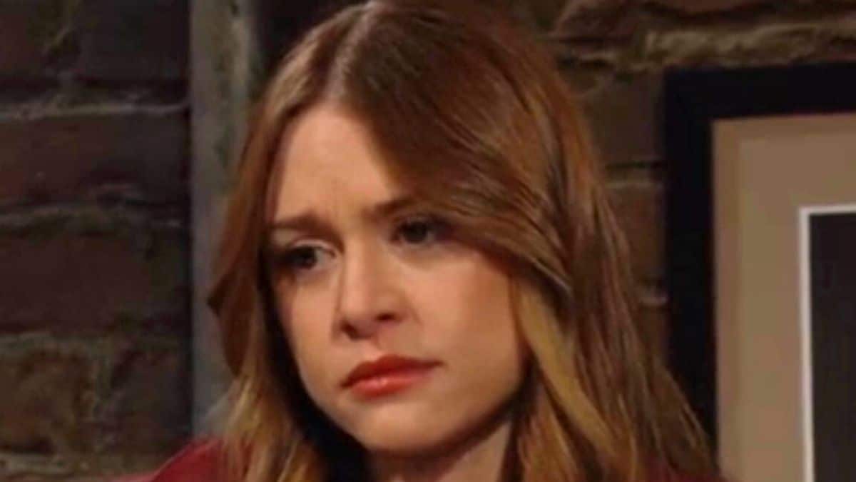 Is Claire leaving Young and the Restless?