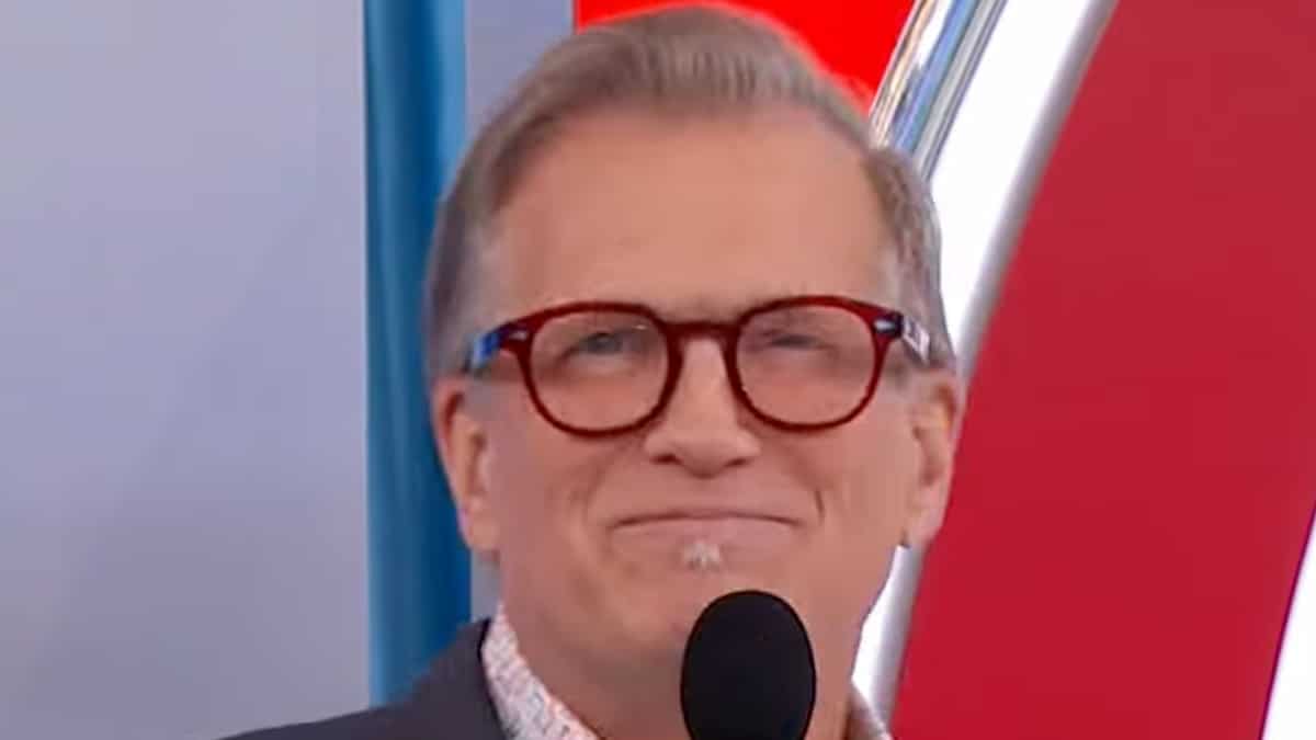 the price is right host drew carey during bullseye game in 2025